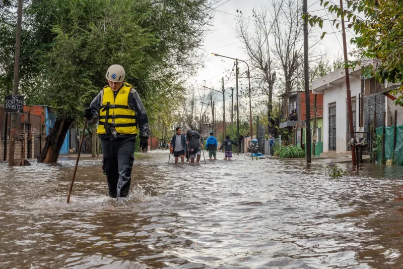 Comunidades em Zonas de Risco: Estratégias Concretas para Enfrentar Desastres com Organização e Resiliência